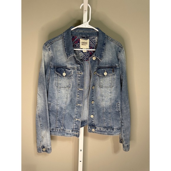 American Vintage Jackets & Blazers - Vintage America Blues‎ Denim Jean Jacket Medium Wash Button Front Women's M 90's